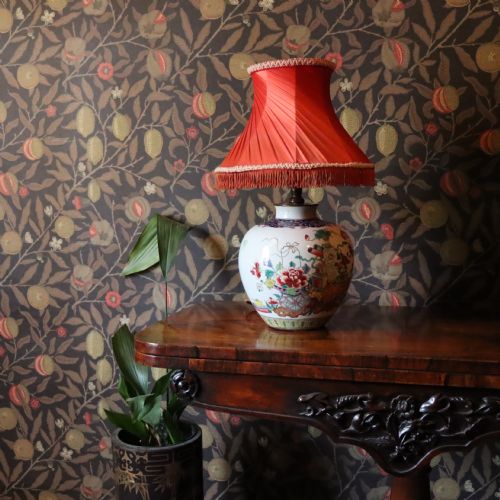 A CHINESE FAMILLE ROSE JAR TABLE LAMP - ADDITIONAL PHOTO 5