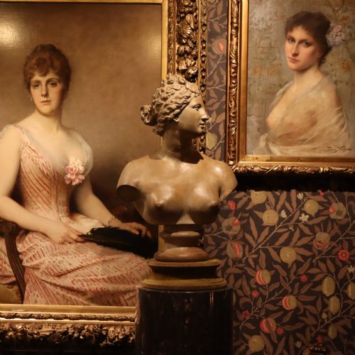ITALIAN 19TH CENTURY AFTER THE ANTIQUE TERRACOTTA BUST OF THE VENUS DE MEDICI - ADDITIONAL PHOTO 7