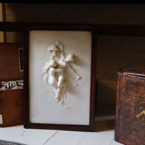 A VICTORIAN WHITE MARBLE RELIEF OF TWO NUDES - ADDITIONAL PHOTO 6