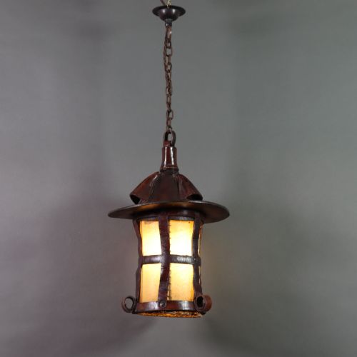 AN ARTS AND CRAFTS HAND STITCHED LEATHER AND VELUM LANTERN FULLY WORKING AND COMPLETE - ADDITIONAL PHOTO 5