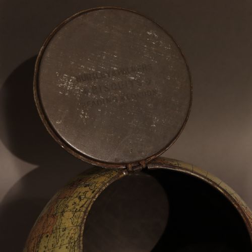 A HUNTLEY AND PALMERS BISCUIT TIN IN THE FORM OF A GLOBE - ADDITIONAL PHOTO 6