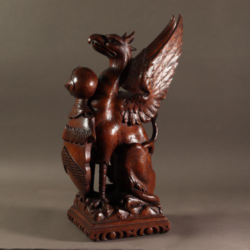 IMPRESSIVE 19TH CENTURY CARVED OAK GRIFFIN NEWEL POST DISPLAYING A FAMILY COAT OF ARMS - ADDITIONAL PHOTO 3
