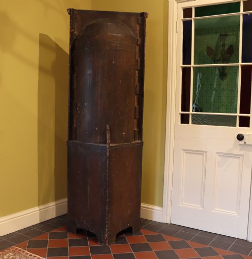 RED JAPANNED STANDING CORNER CUPBOARD CIRCA 1900 - ADDITIONAL PHOTO 10