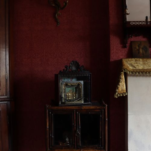 RARE AND DELIGHTFUL VICTORIAN MINIATURE SALESMANS BRASS IRON FIRE PLACE - ADDITIONAL PHOTO 2