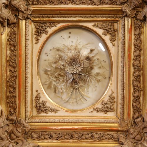 19TH CENTURY HAIRWORK PICTURE OF A MINIATURE BOUQUET OF FLOWERS - ADDITIONAL PHOTO 4