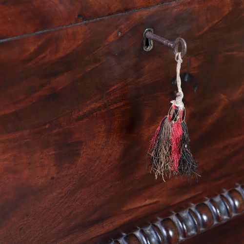 GEORGE III FLAME MAHOGANY CELLARETTE - ADDITIONAL PHOTO 3
