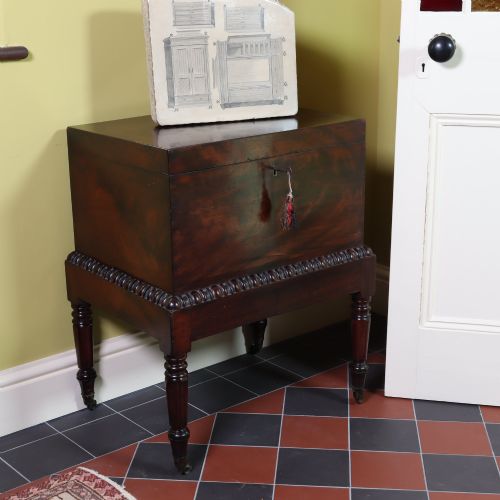 GEORGE III FLAME MAHOGANY CELLARETTE - ADDITIONAL PHOTO 5