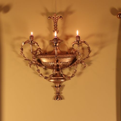 A GEORGE III GILTWOOD AND GESSO THREE BRANCH WALL SCONCE - ADDITIONAL PHOTO 2