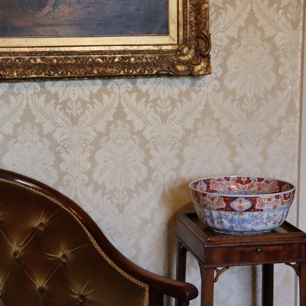 A late 19th Century Japanese porcelain bowl View III
