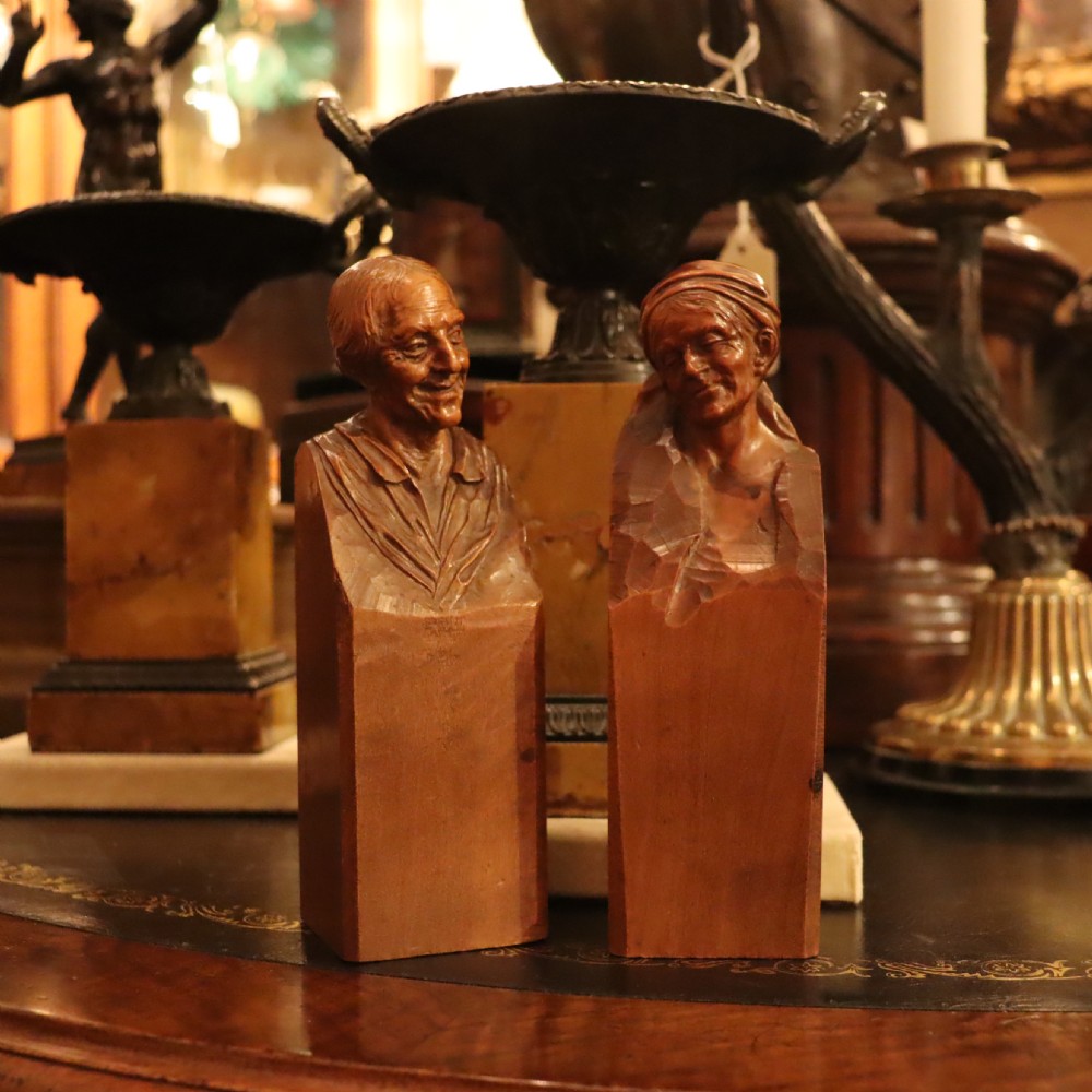 Pair of finely carved fruit wood busts of old Women by Hermann Steiner Meran. Circa 1900 