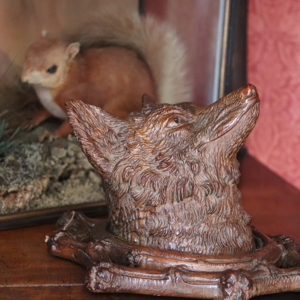 Black Forest carved wood fox mask wall-mounted hat or coat hook. 1915 View II