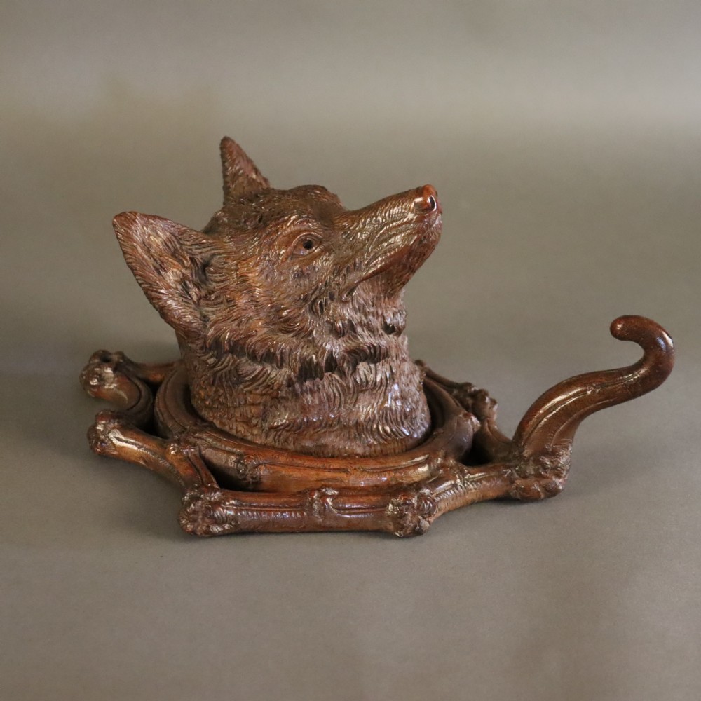 Black Forest carved wood fox mask wall-mounted hat or coat hook. 1915 View VI