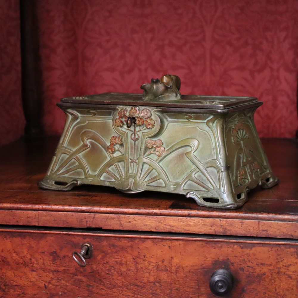 Art Nouveau bronze cold painted casket by E. Fres. Circa 1905
