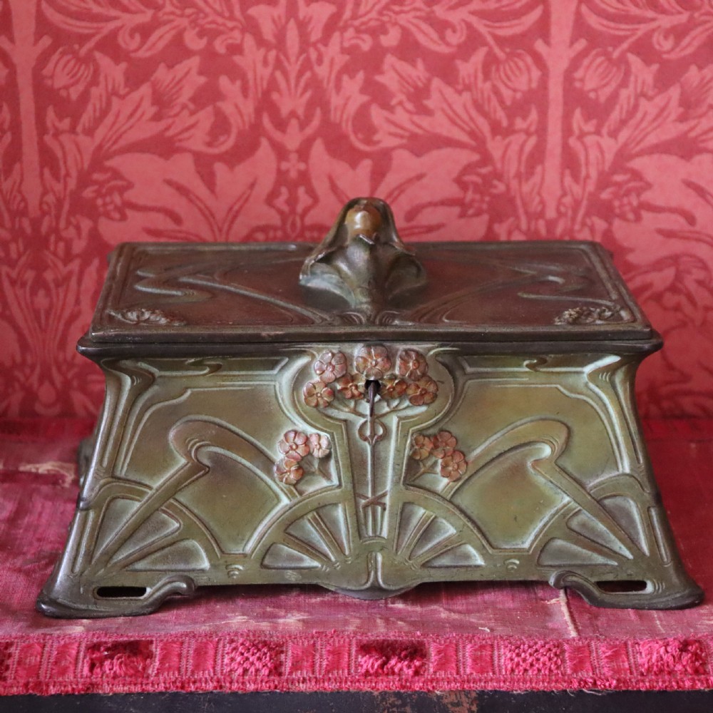 Art Nouveau bronze cold painted casket by E. Fres. Circa 1905 View III