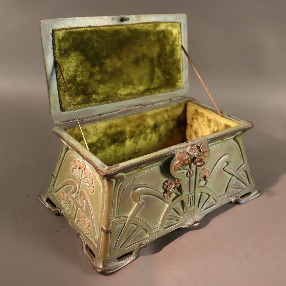 Art Nouveau bronze cold painted casket by E. Fres. Circa 1905 View IV
