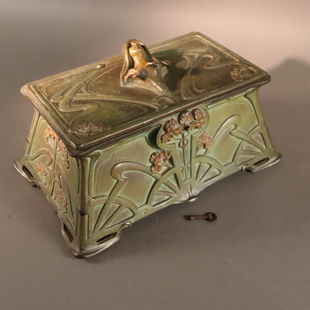 Art Nouveau bronze cold painted casket by E. Fres. Circa 1905 View IX