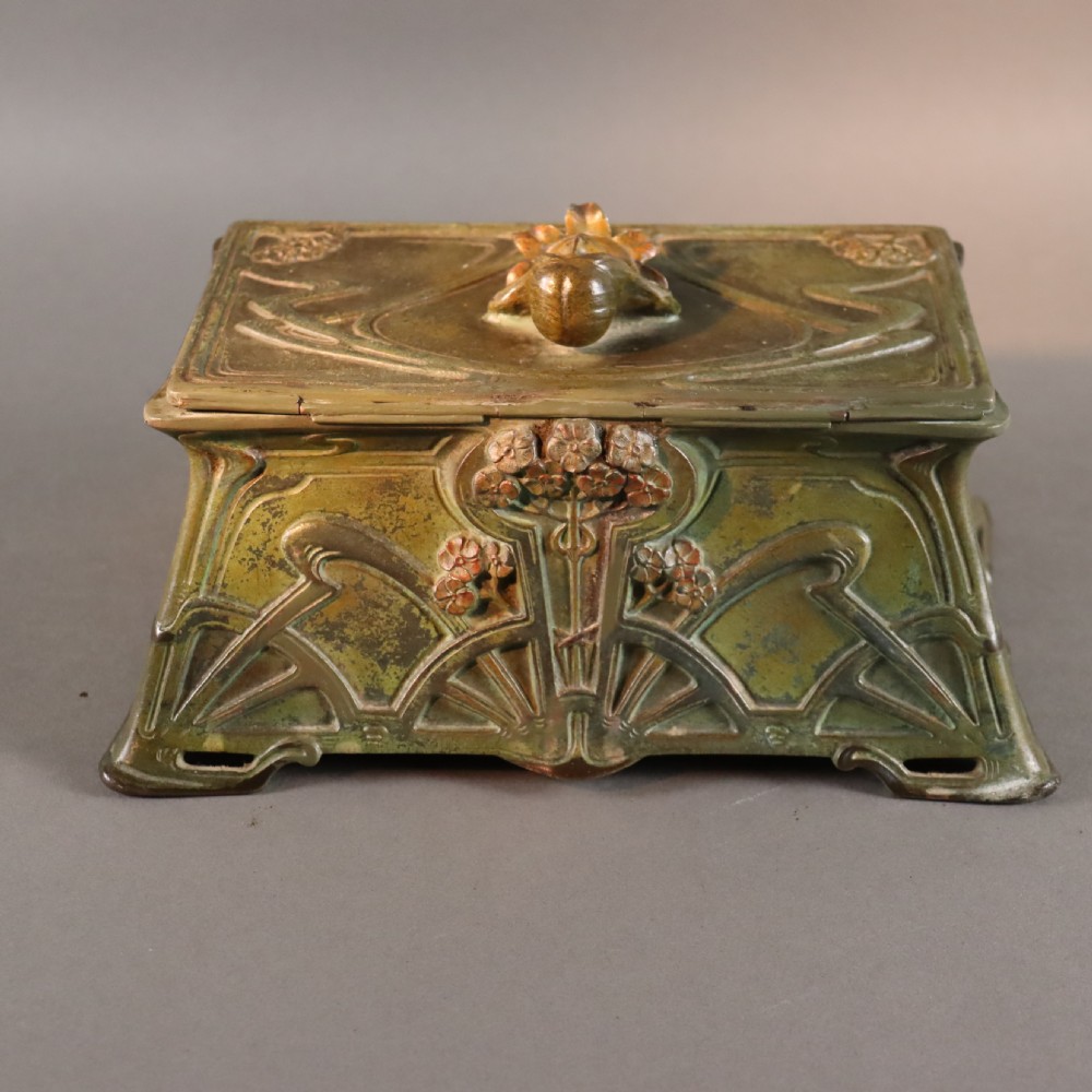 Art Nouveau bronze cold painted casket by E. Fres. Circa 1905 View X