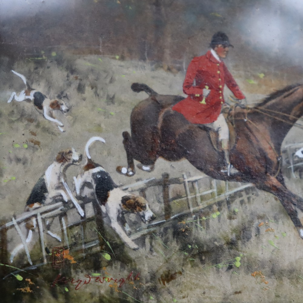 Fox hunting interest- Cigarette box View II