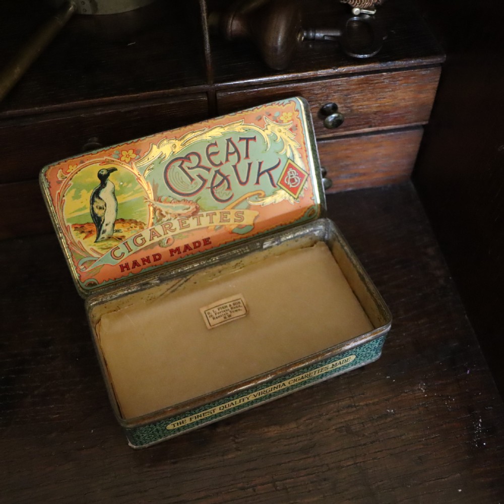 Advertising Tin - An early 20th century Great Auk Cigarette tin