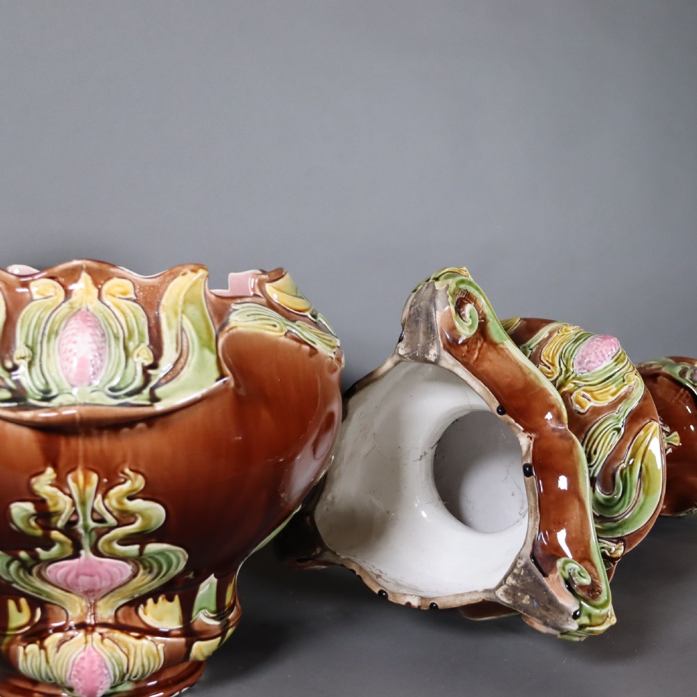 An Art Nouveau majolica jardiniere and stand. Circa1900  View VI