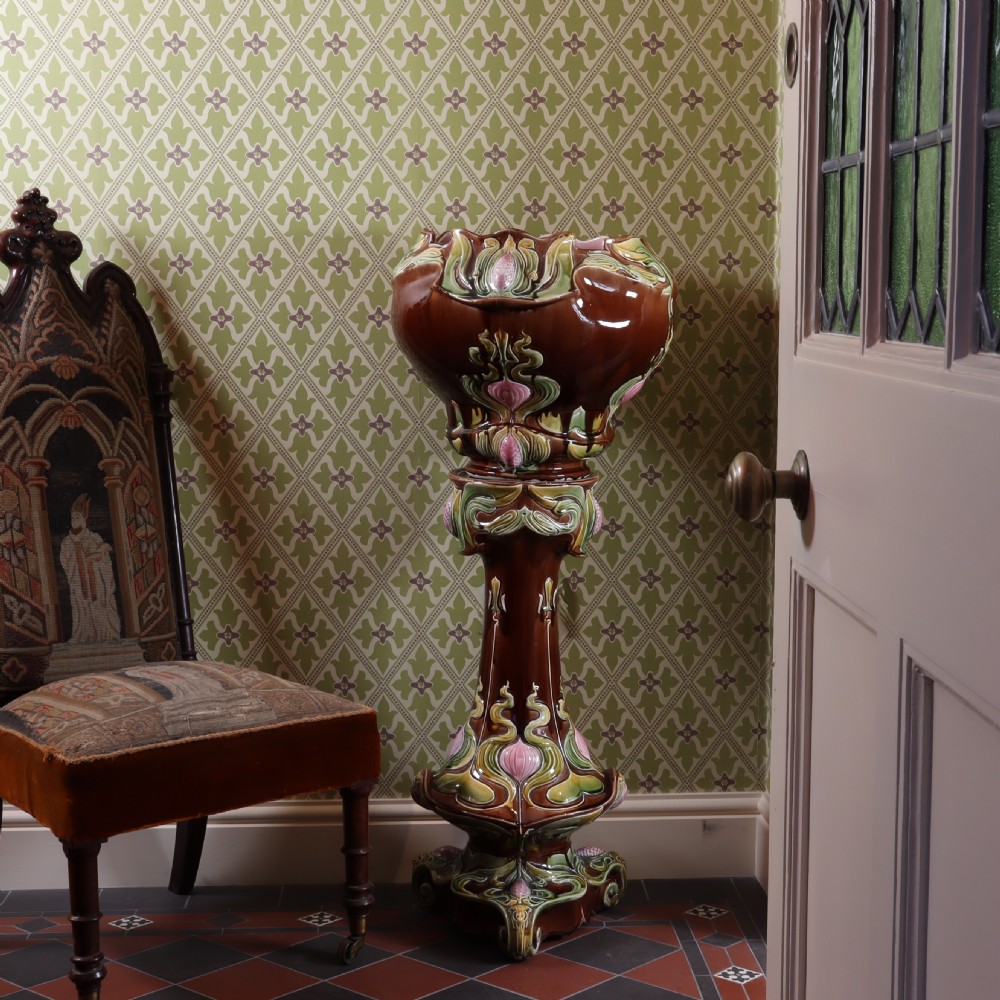 An Art Nouveau majolica jardiniere and stand. Circa1900  View VII