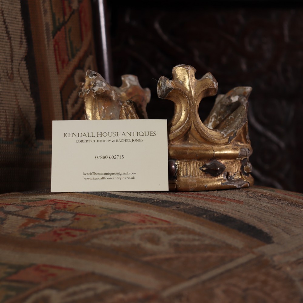 17th Century Italian Gilt Carved Wood Crown  View VI
