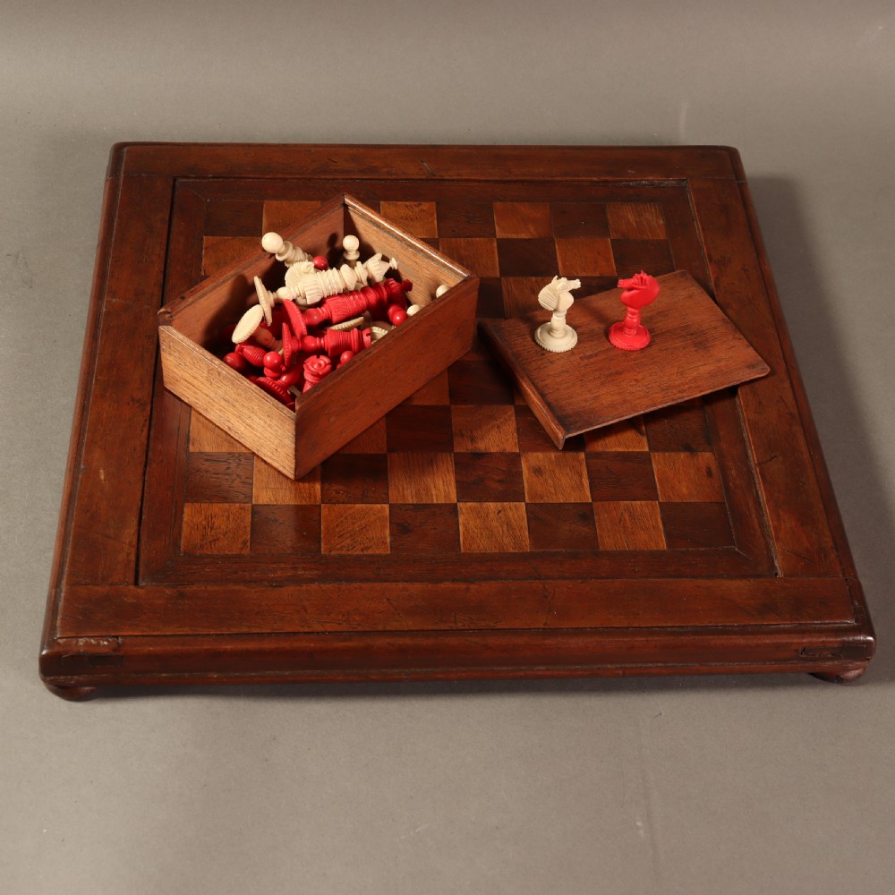 ‘Barley corn’ chess set.  English. Early 19th Century 