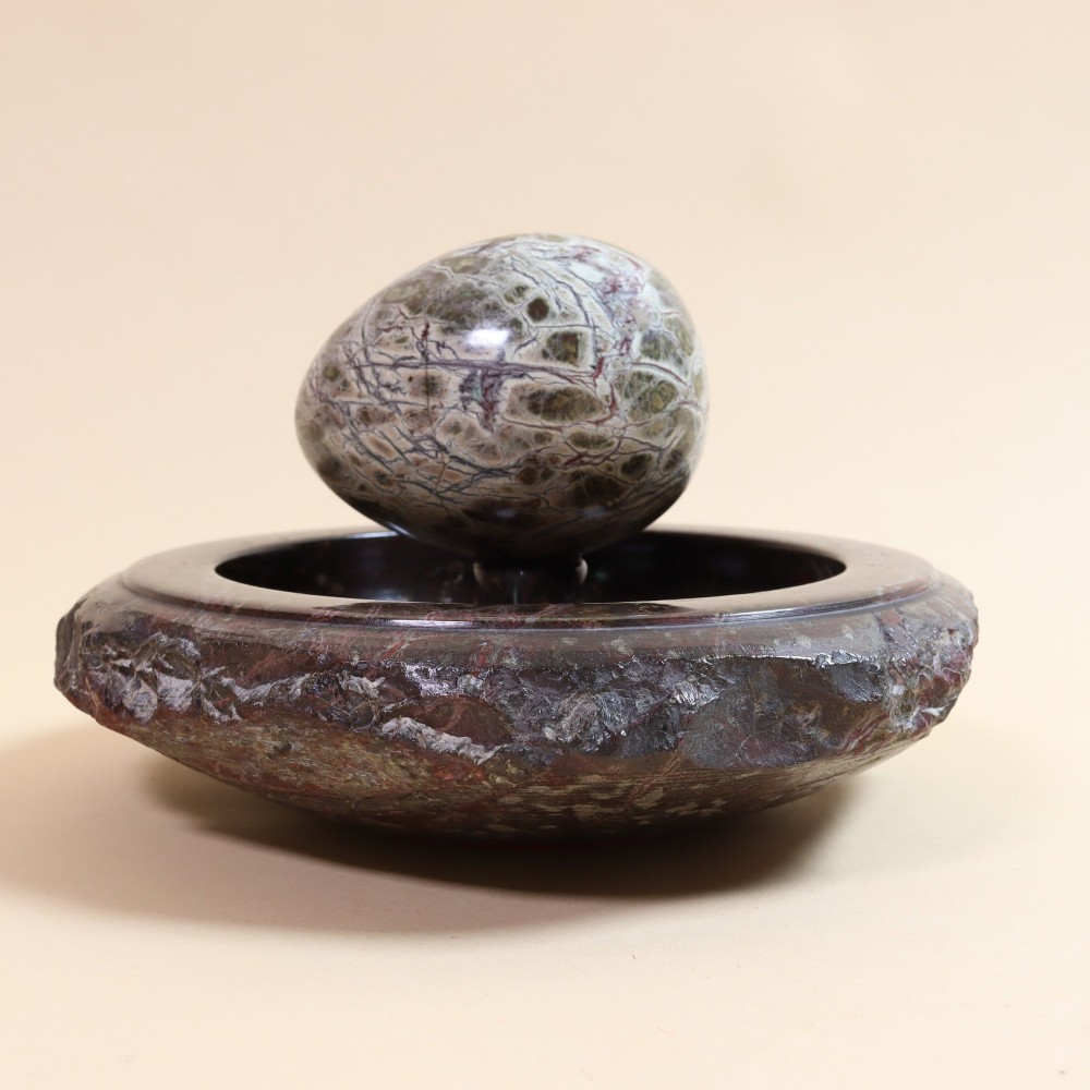 Late 19th Century Cornish serpentine specimen stone desk tidy