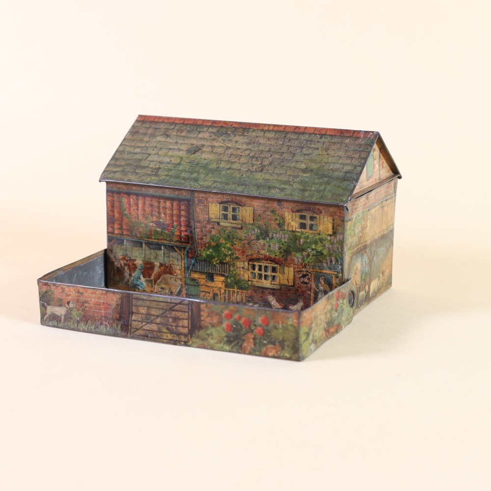 Huntley & Palmers ‘Farmhouse’ Biscuit Tin
