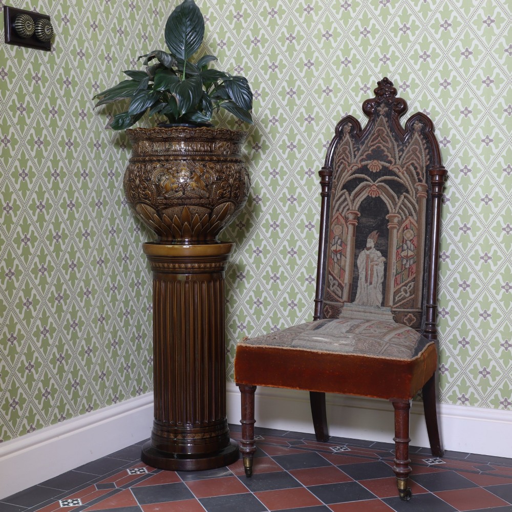 Burmantofts majolica jardinière and stand commemorating the Diamond Jubilee of Queen Victoria in 1897 View VI