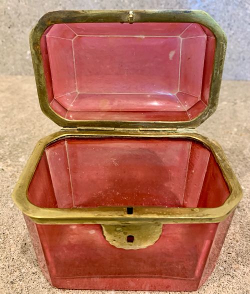 ANTIQUE FRENCH CRANBERRY GLASS CASKET BOX - ADDITIONAL PHOTO 6