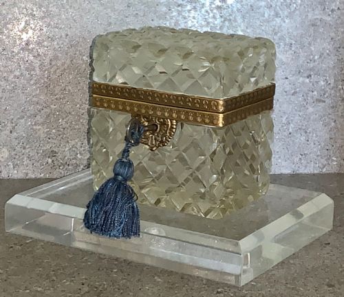 A FINE BACCARAT GLASS CASKET BOX ANTIQUE BRONZE MOUNTED - ADDITIONAL PHOTO 3