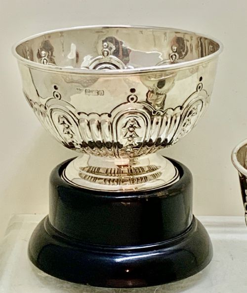 A PAIR SILVER BOWLS BY FENTON BROS LTD SHEFFIELD 1905 - ADDITIONAL PHOTO 4