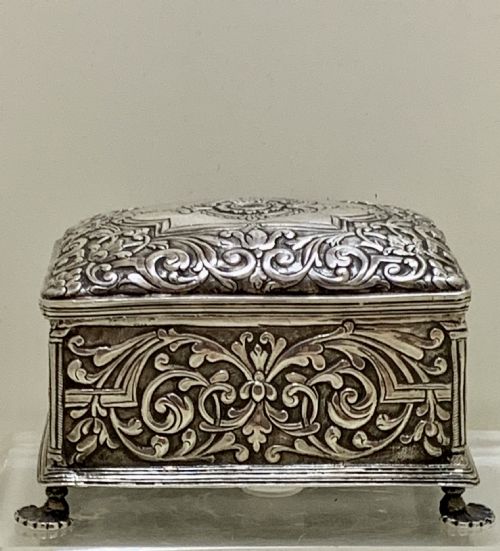 a superb 19th century colonial silver snuff box - CATEGORY: ANTIQUE SILVER - DATED 19TH CENTURY