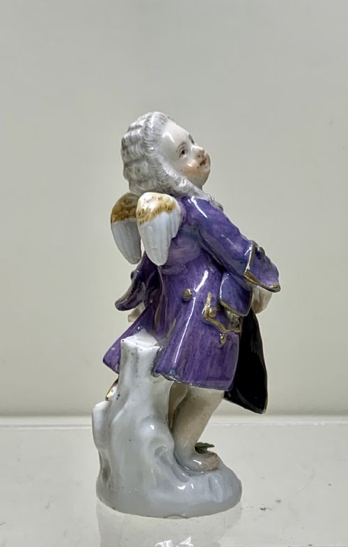 A MEISSEN FIGURE CUPID IN DISGUISE BY JOHANN JOACHIM KNDLER 17061775 - ADDITIONAL PHOTO 1