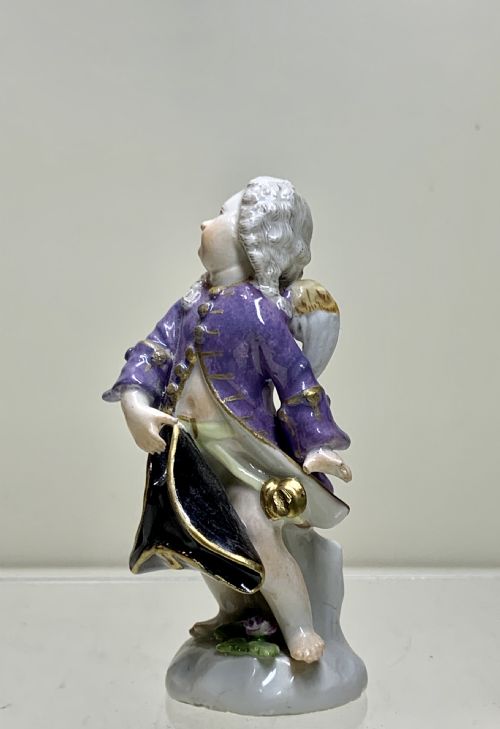 A MEISSEN FIGURE CUPID IN DISGUISE BY JOHANN JOACHIM KNDLER 17061775 - ADDITIONAL PHOTO 5