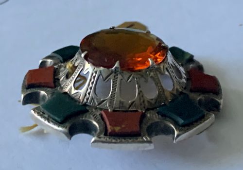 LARGE VICTORIAN SILVER SCOTTISH AGATE CITRINE BROOCH PIN - ADDITIONAL PHOTO 2