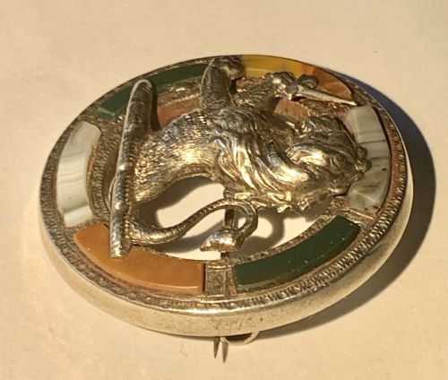 LARGE SUPERB VICTORIAN SCOTTISH SILVER AGATE RAMPANT LION BROOCH - ADDITIONAL PHOTO 4