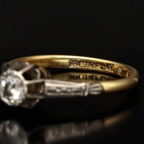 1920S 18CT GOLD DIAMOND ENGAGEMENT RING - ADDITIONAL PHOTO 2