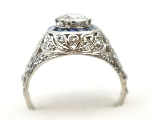 A RARE ART DECO PLATINUM 15CT DIAMOND SAPPHIRE TARGET CLUSTER RING CA 1920'S - ADDITIONAL PHOTO 1