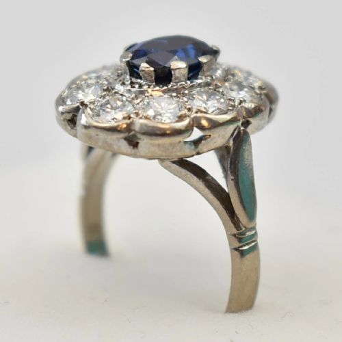 1930S 18CT WHITE GOLD SAPPHIRE DIAMOND CLUSTER RING 380CT TOTAL WGI CERTIFIED - ADDITIONAL PHOTO 5