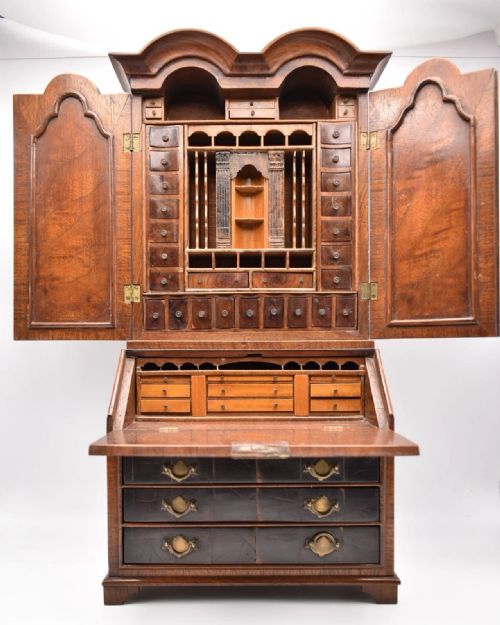 AN APPRENTICE MINIATURE OF A WILLIAM MARY SECRETAIRE CABINET CA 19TH CENTURY - ADDITIONAL PHOTO 2