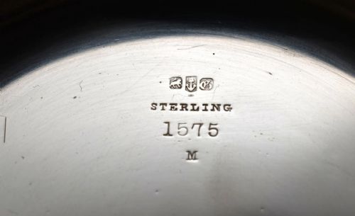 STERLING SILVER BOWL ENGRAVED INSIDE OUT WITH LEAF STRAWBERRY DECORATION - ADDITIONAL PHOTO 4