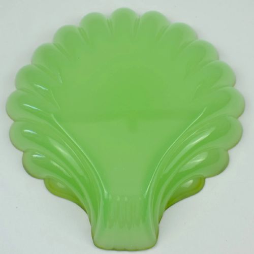 PAIR LARGE ANTIQUE FRENCH GREEN OPALINE GLASS SCALLOP SHELL DISHES GILT EDGE - ADDITIONAL PHOTO 6