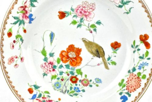 ANTIQUE QING CHINESE FAMILLE ROSE PORCELAIN PLATE BIRD FLORAL DESIGN 18TH C - ADDITIONAL PHOTO 1