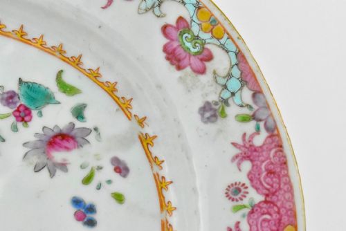 PAIR OF QING ANTIQUE 18 CENTURY FAMILLE ROSE CHINESE PORCELAIN PLATTERSDISHES - ADDITIONAL PHOTO 7