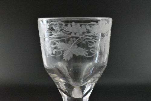 18TH CENTURY JACOBITE AIR TWIST WINE GLASS WITH GRAPE AND VINE ENGRAVING - ADDITIONAL PHOTO 6