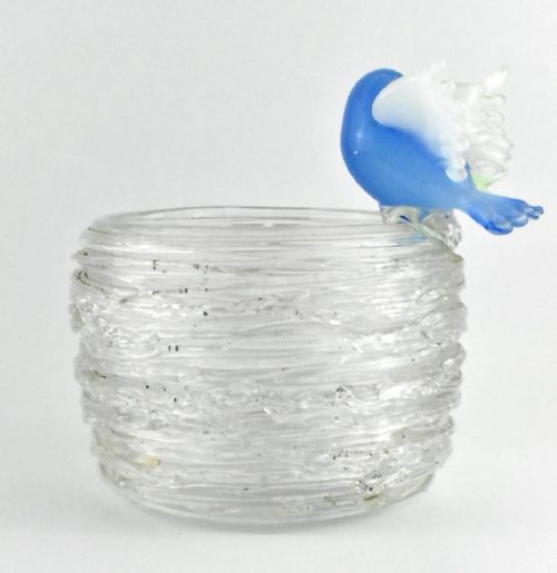 SIGNED MURANO TEXTURED CLEAR NEST BOWL ADORNED WITH GREEN AND BLUE LOVEBIRDS - ADDITIONAL PHOTO 1