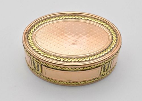 ANTIQUE 18TH CENTURY FRENCH VARICOLOURED 18CT GOLD OVAL SNUFF BOX CIRCA 1780 - ADDITIONAL PHOTO 5