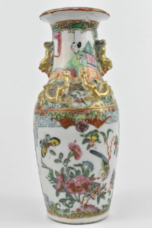 PAIR OF CANTON PORCELAIN HAND PAINTED VASES CHINA LATE 19TH CENTURY - ADDITIONAL PHOTO 3